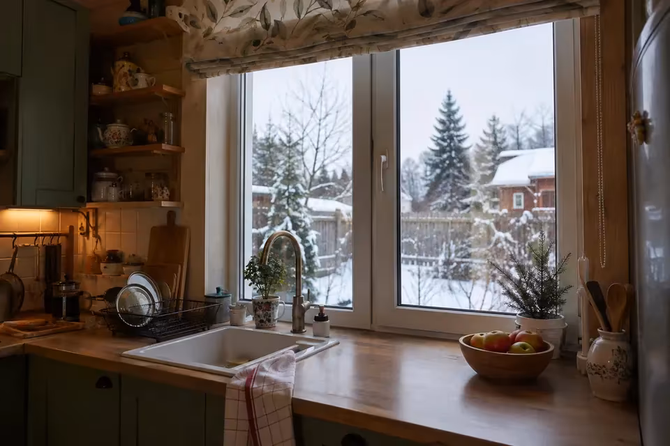 Окно в кухне